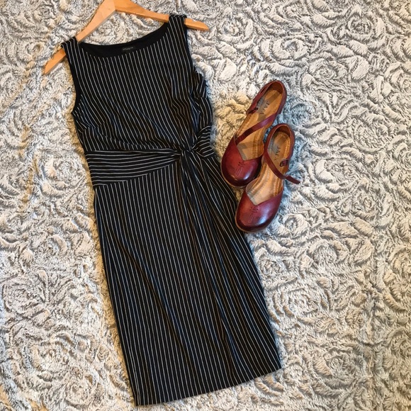 Ann Taylor Dresses & Skirts - AMAZING ANN TAYLOR DRESS😻😻😻